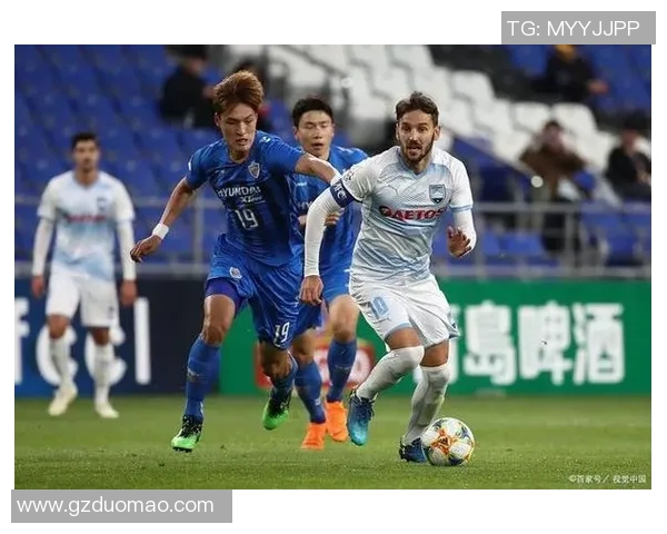 仁川联迎战蔚山现代争夺韩国足球联赛榜首荣耀的激烈对决 仁川联迎战蔚山现代争夺韩国足球联赛榜首荣耀的激烈对决