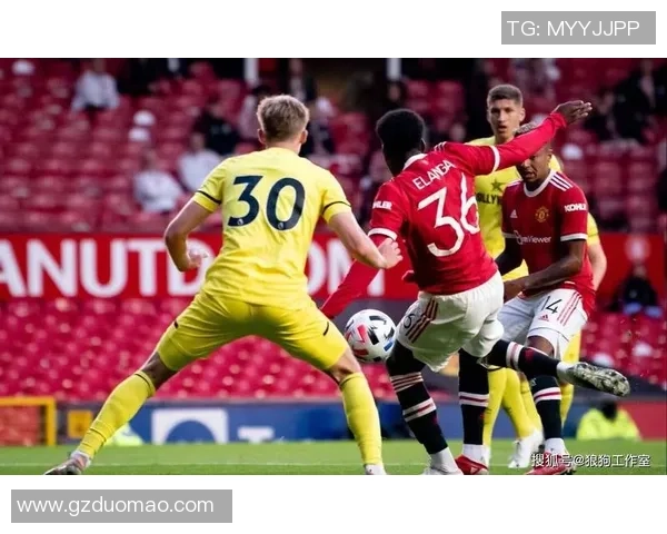 曼联迎战哥本哈根期待红魔在主场展现强大实力与精彩表现 曼联迎战哥本哈根期待红魔在主场展现强大实力与精彩表现